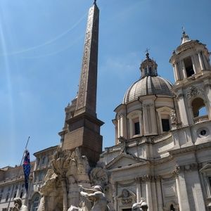 Meet your Posher, Trinh